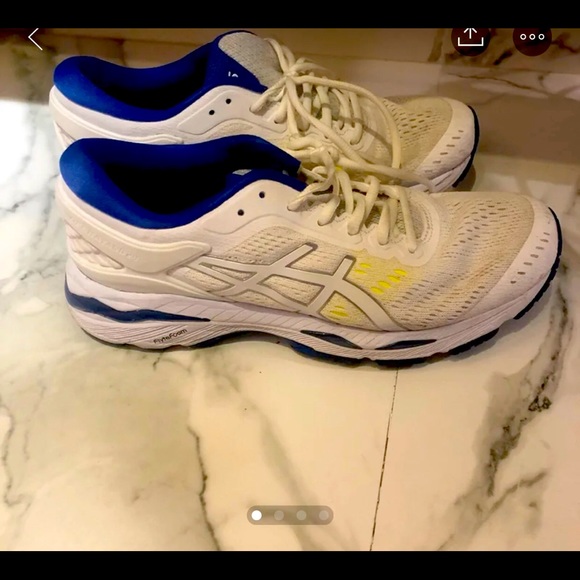 Women’s asics - Picture 1 of 1